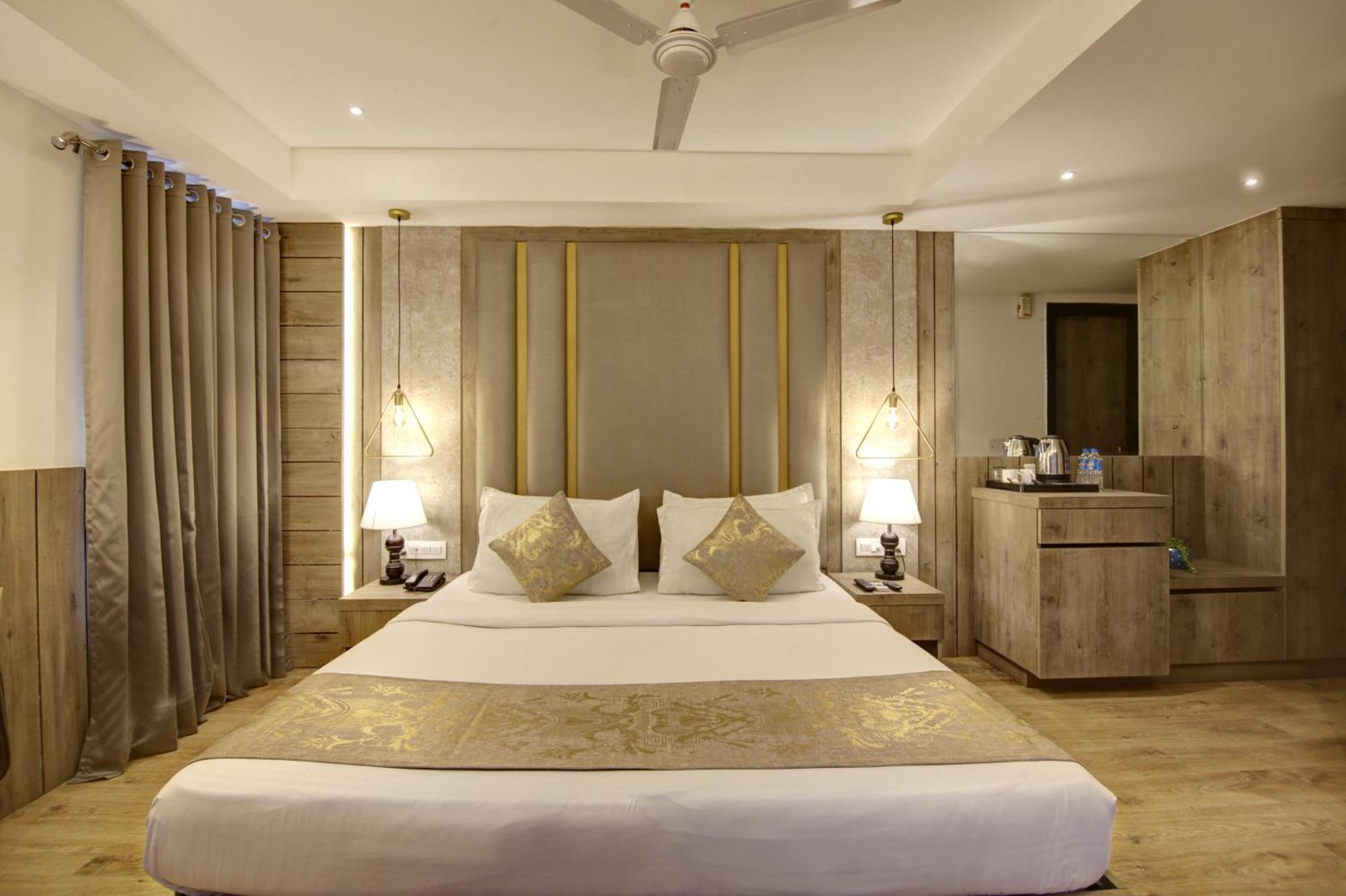 Hotel Town Grand Patel Nagar New Delhi Extérieur photo