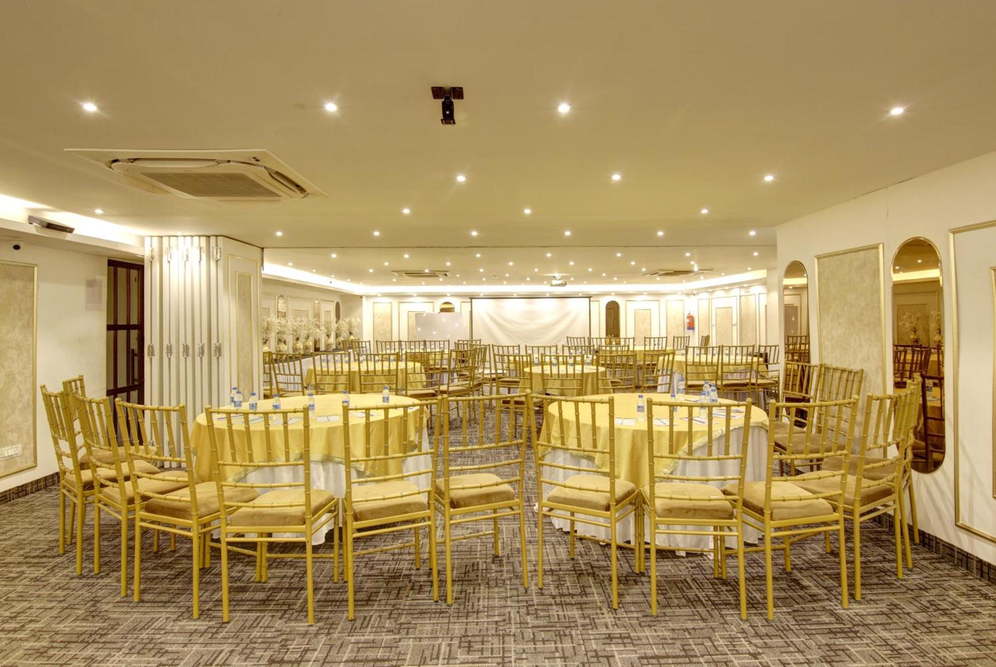 Hotel Town Grand Patel Nagar New Delhi Extérieur photo